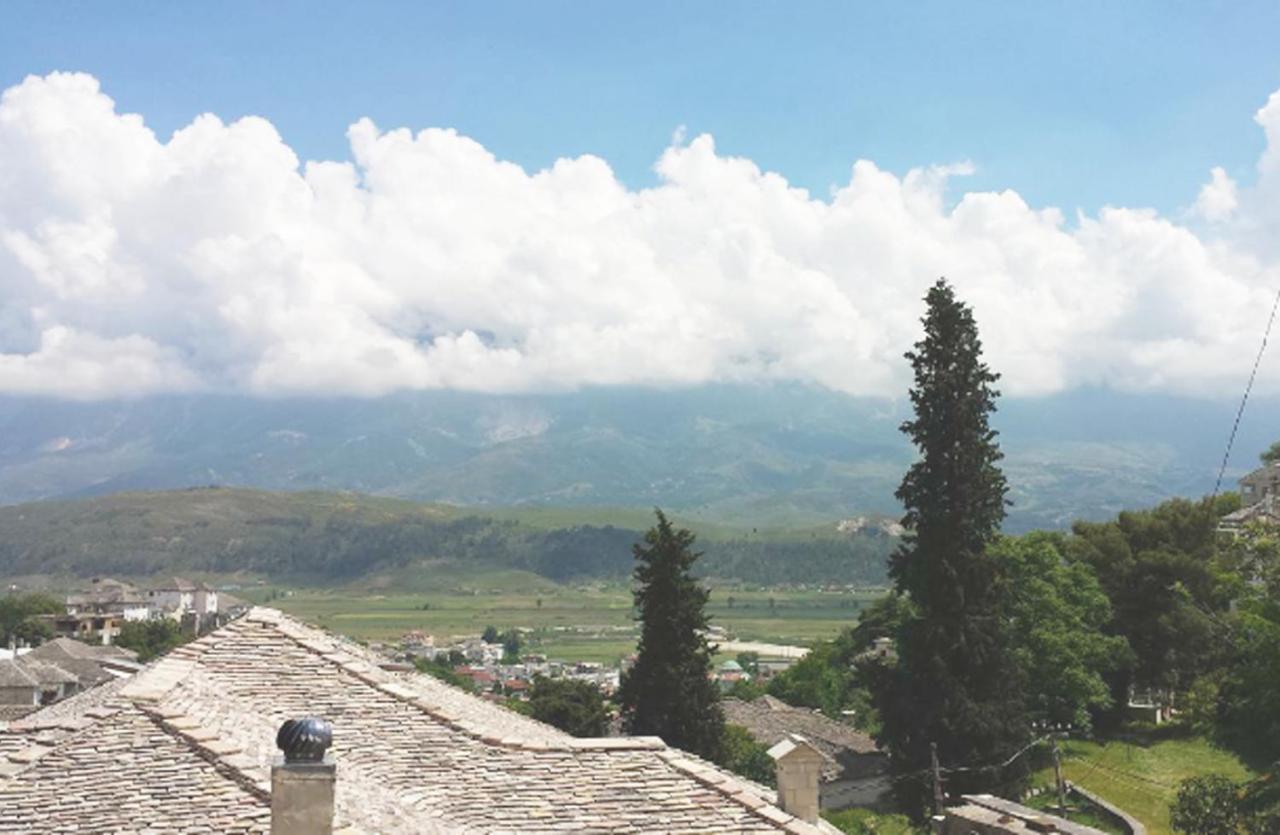 Guest House Tea Gjirokastër Eksteriør bilde