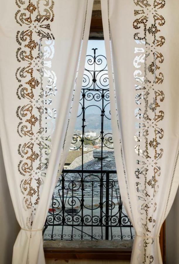 Guest House Tea Gjirokastër Eksteriør bilde